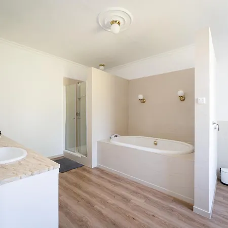 Alte Schule Deifeld 20- 24 Personen