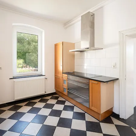 Alte Schule Deifeld 20- 24 Personen بيت للعطل *