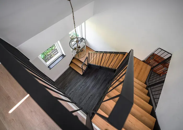 Alte Schule Deifeld 20- 24 Personen Hébergement de vacances *