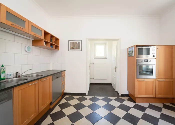 Alte Schule Deifeld 20- 24 Personen Medebach