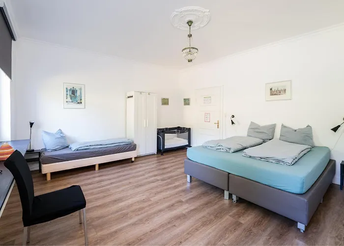 Alte Schule Deifeld 20- 24 Personen Hébergement de vacances